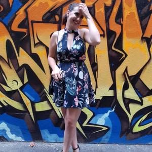 Meet your Posher, Simone